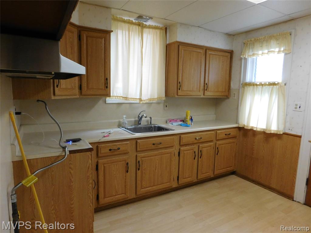 3761 Taylor Street, Detroit, MI 48206 — Photo 5