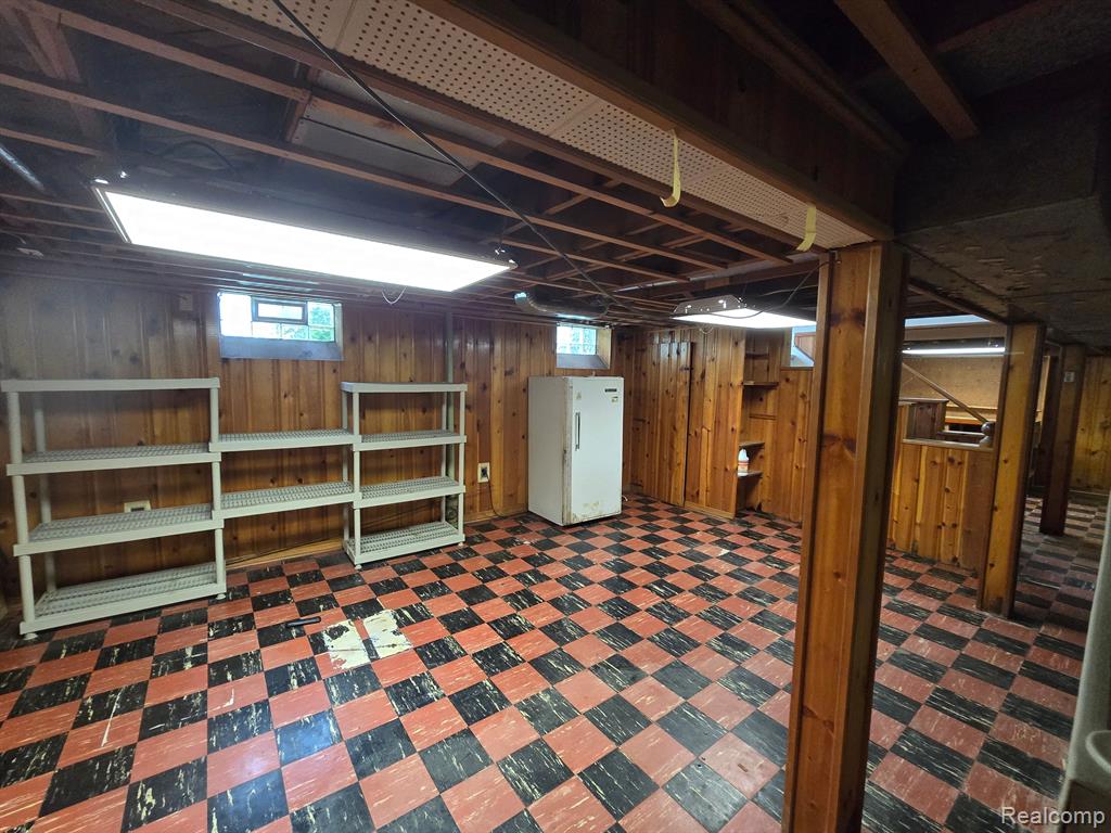 950 N YORK Street, Dearborn, MI 48128 — Photo 30