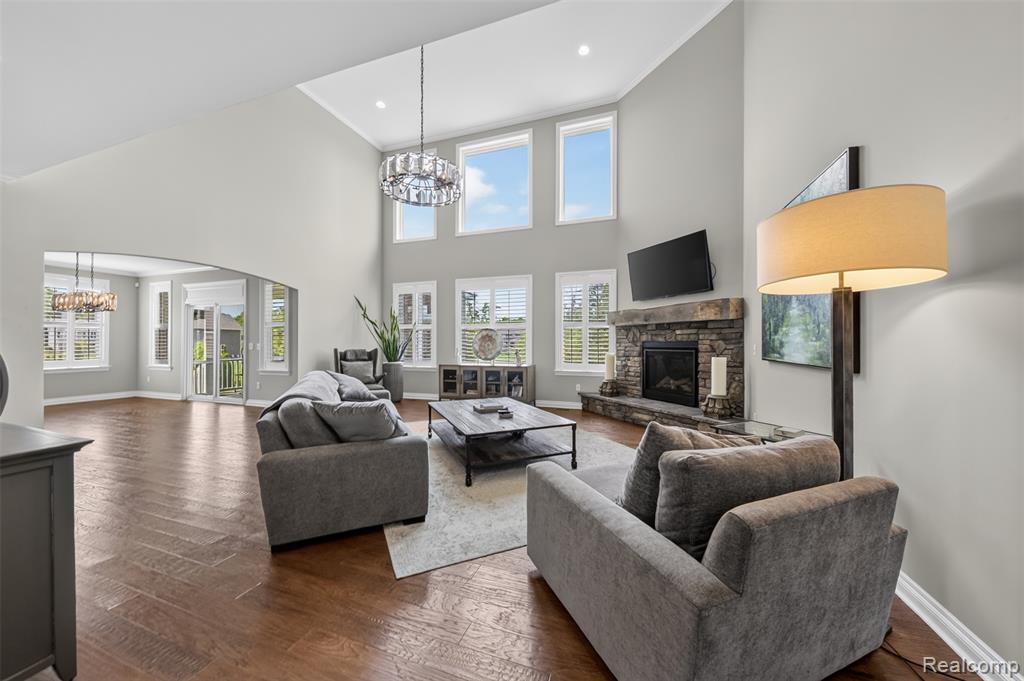 2531 Walnut View Drive, Howell, MI 48855 — Photo 8