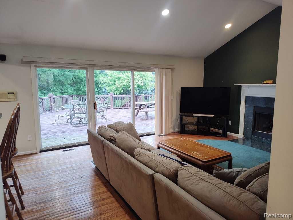 1339 Pond Bluff Way, Brighton, MI 48114 — Photo 21