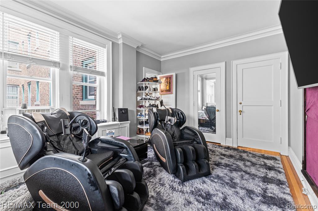 8120 E Jefferson Avenue, Detroit, MI 48214 — Photo 14