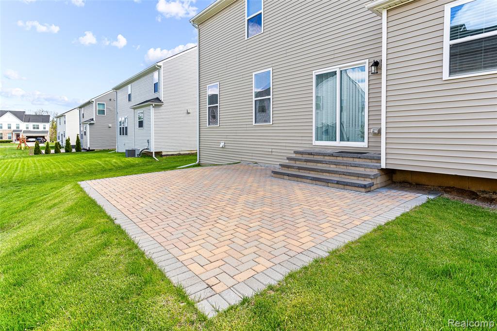 286 SPRINGVIEW Street, Ann Arbor, MI 48103 — Photo 49