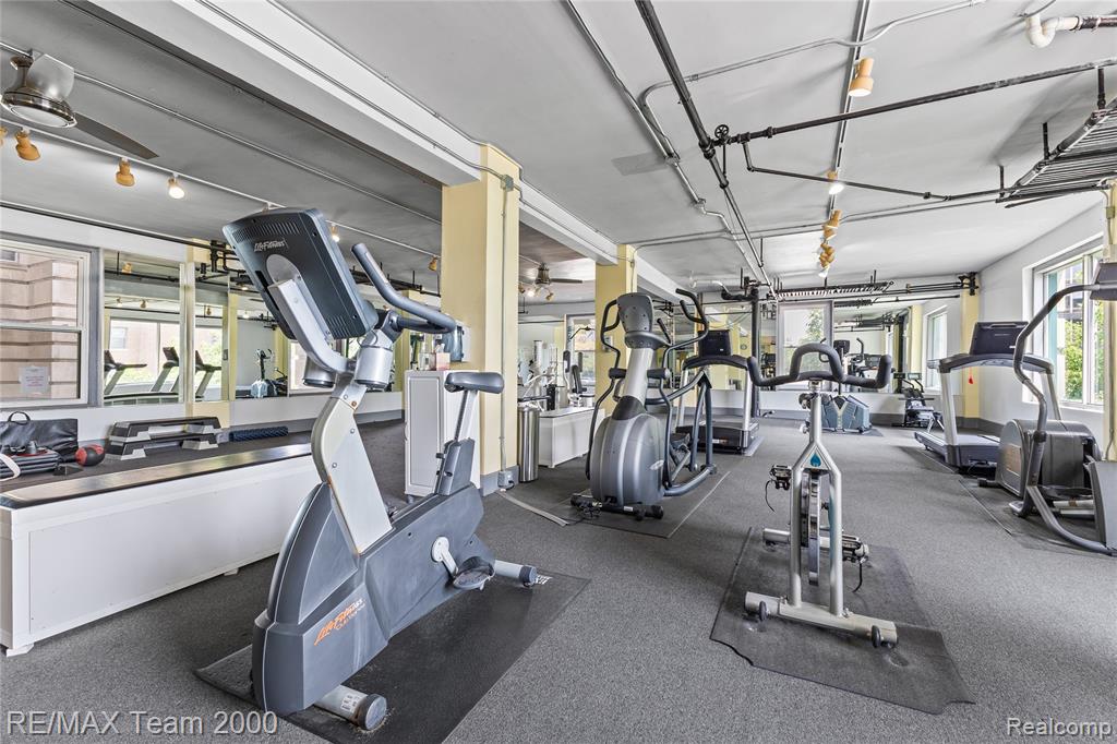 8120 E Jefferson Avenue, Detroit, MI 48214 — Photo 30