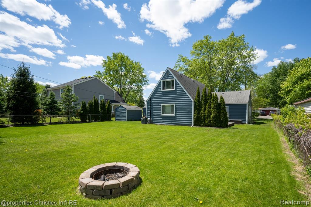 9034 Elmhurst Avenue, Plymouth, MI 48170 — Photo 5