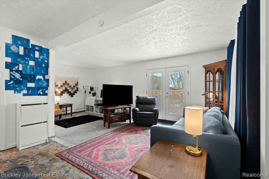 612 Putnam Street, Pinckney, MI 48169 — Photo 7
