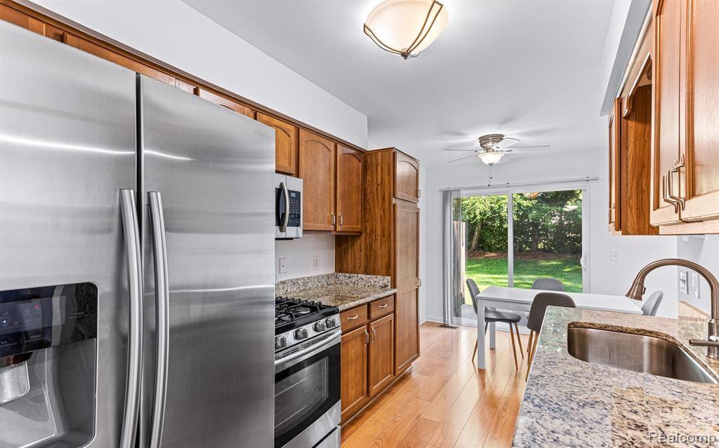 47086 Auburn Court, Utica, MI 48317 — Photo 8