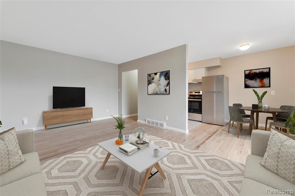 4820 Briarwood Avenue, 4, Royal Oak, MI 48073 — Photo 9