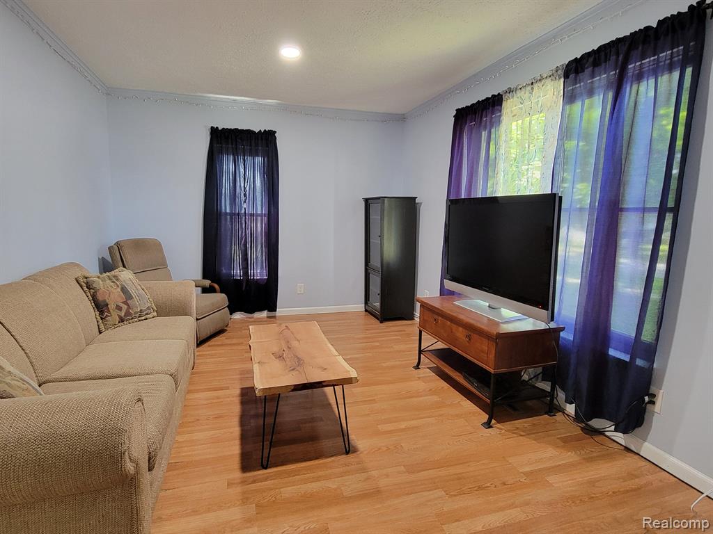 4887 CENTER Street, Millington, MI 48746 — Photo 3