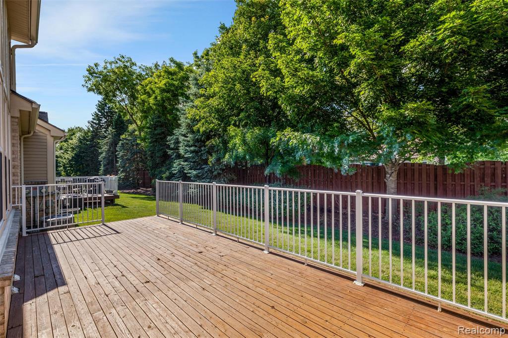 1341 Hollins Hall Lane, Troy, MI 48085 — Photo 37