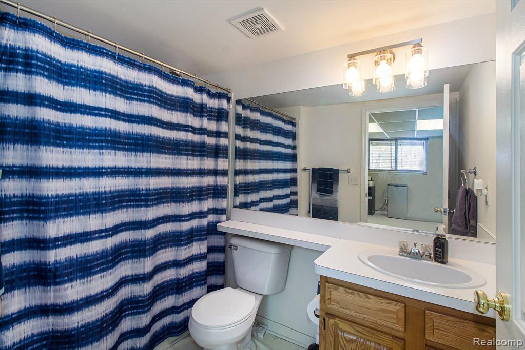 4604 WILLOW VIEW Court, 22, Howell, MI 48843 — Photo 22