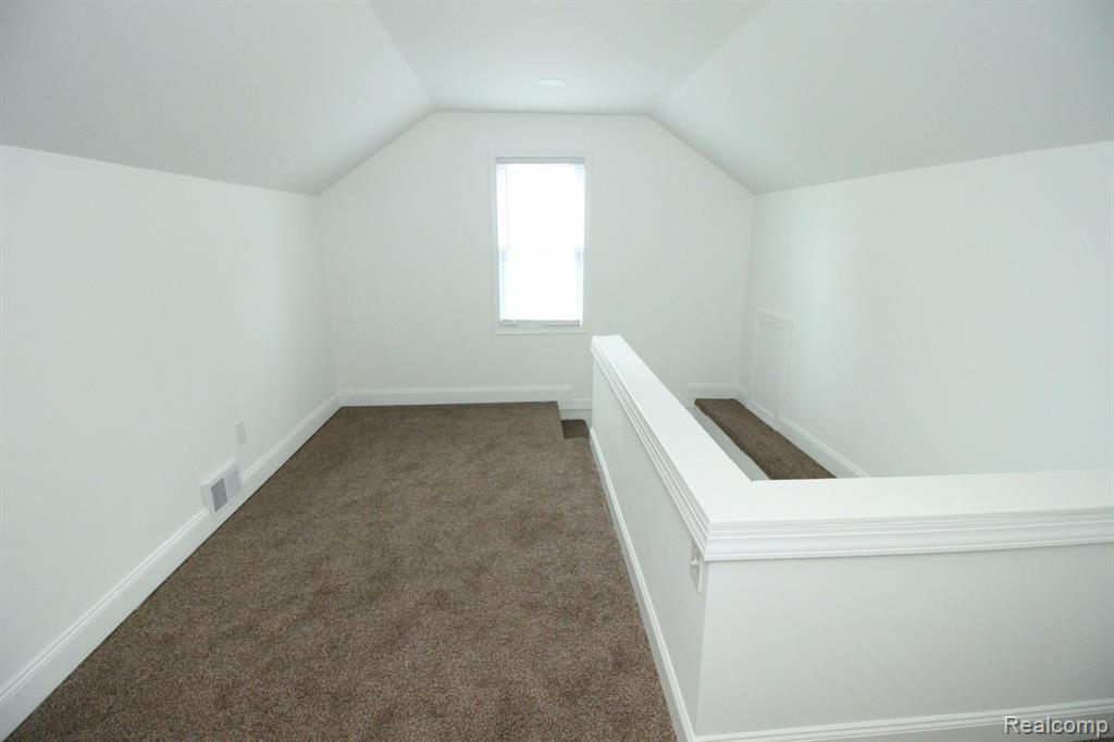 16873 Mansfield Street, Detroit, MI 48235 — Photo 30