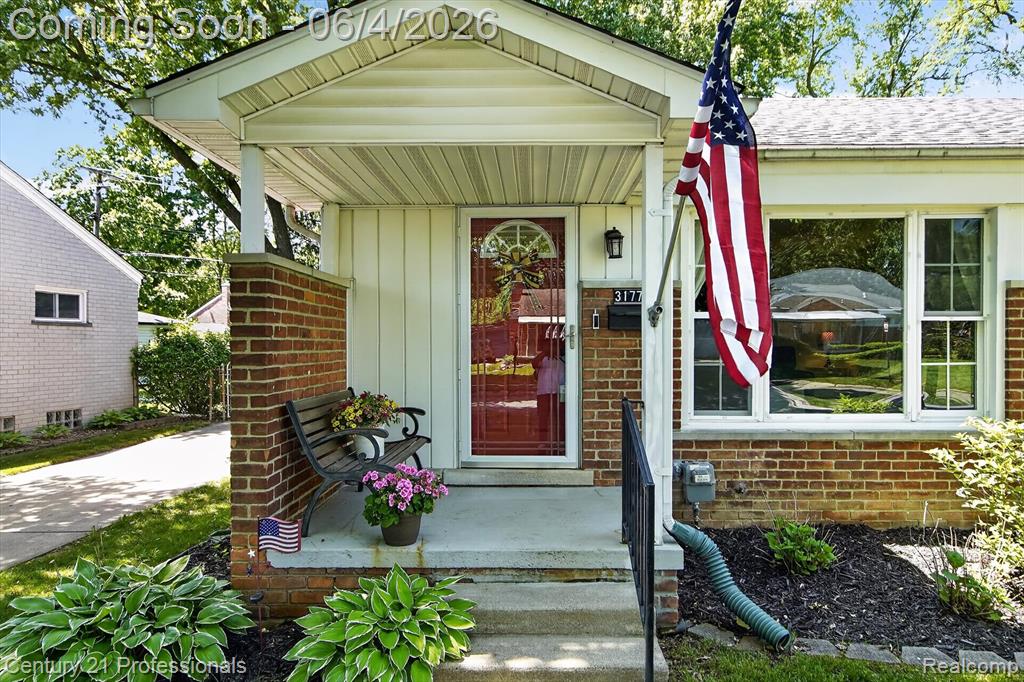 31772 Folkstone Drive, Farmington, MI 48336 — Photo 4