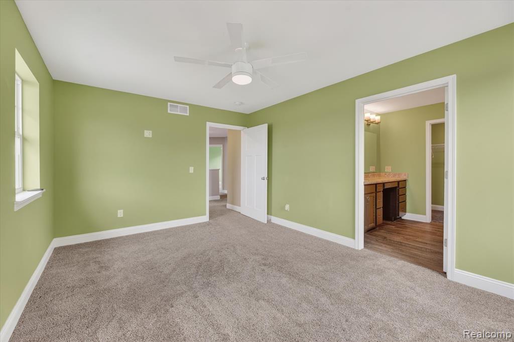 14131 Eastview Drive, Fenton, MI 48430 — Photo 34