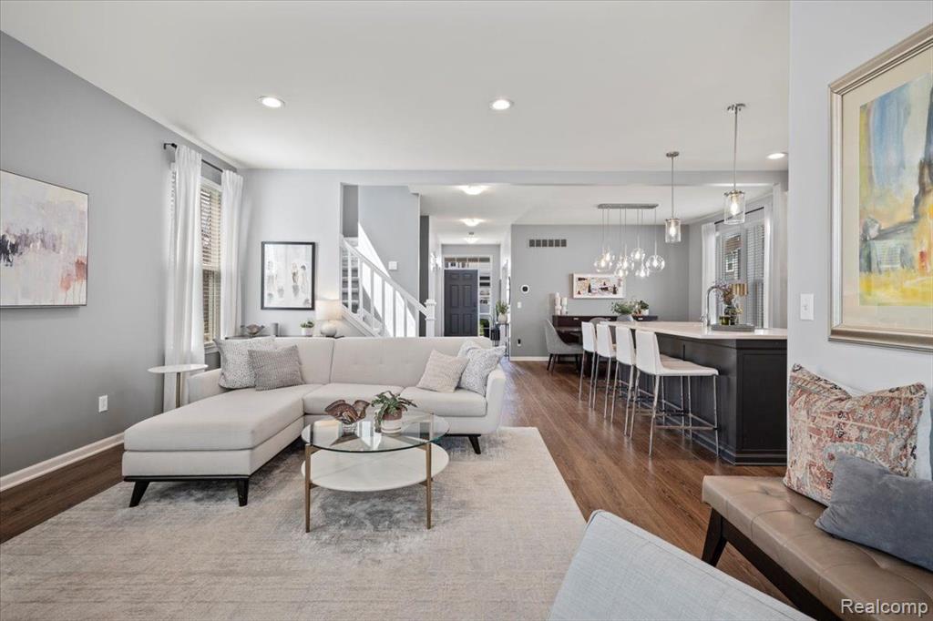 4250 KENT Road, Royal Oak, MI 48073 — Photo 11