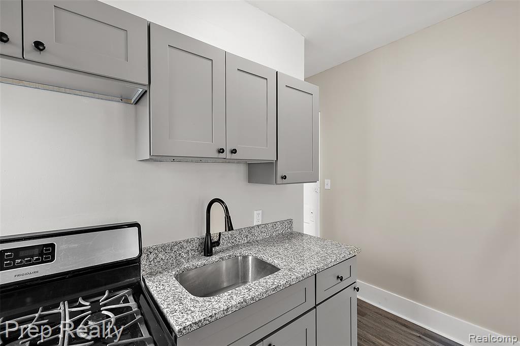 68 E Willis Street, Detroit, MI 48201 — Photo 7