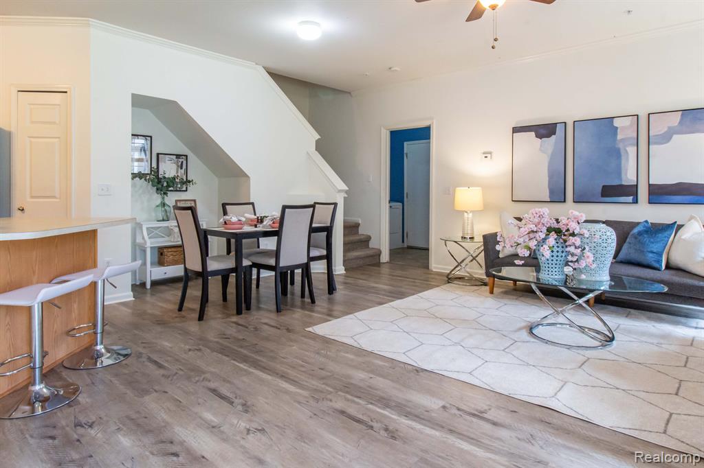 7103 ADDINGTON Drive, Commerce Twp, MI 48390 — Photo 5