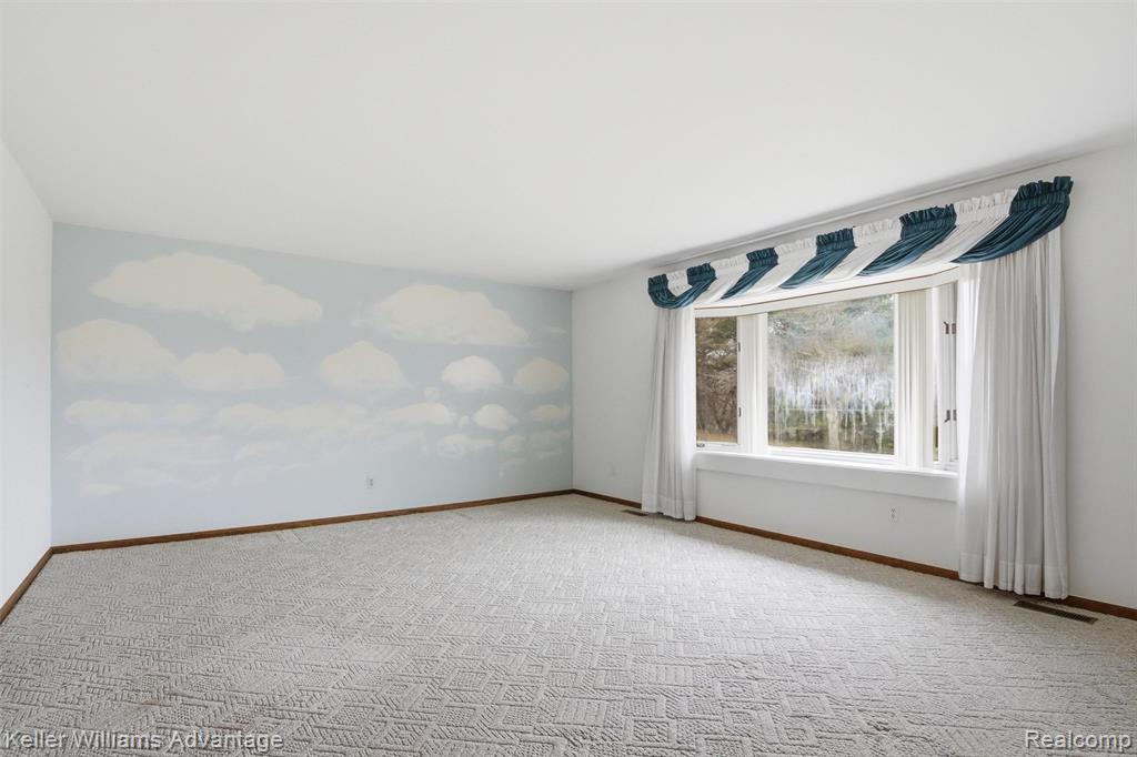 7670 7 Mile Road, Northville, MI, 48167