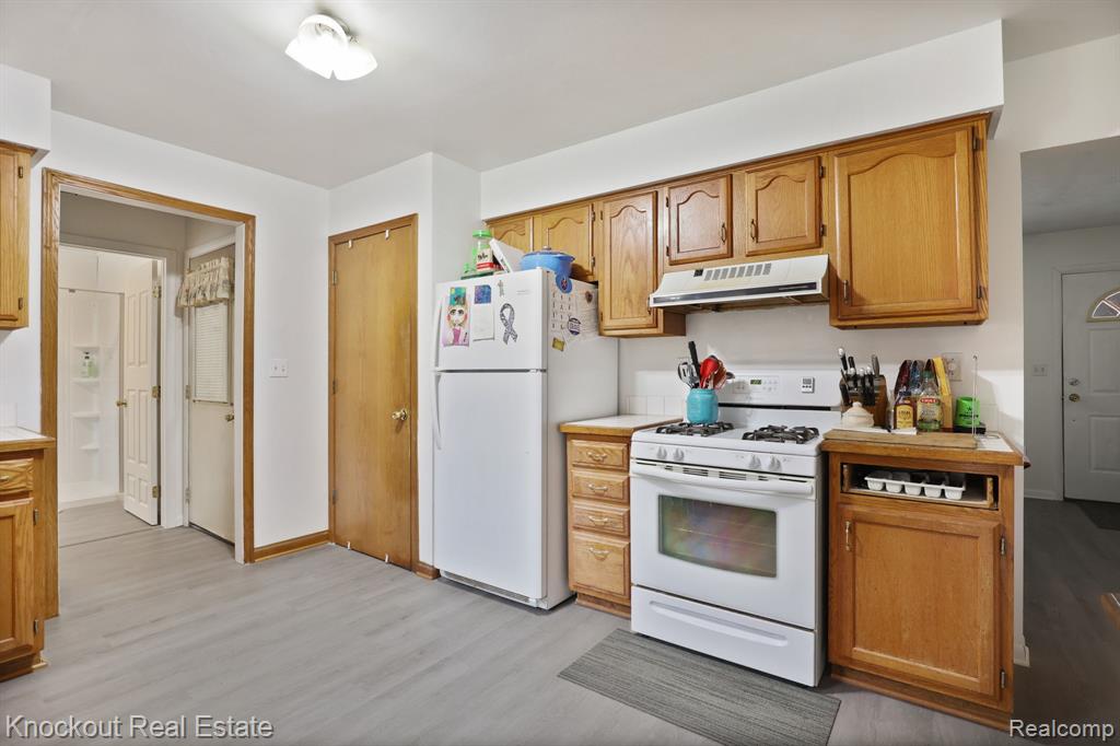 10456 Nichols Road, Montrose, MI 48457 — Photo 15