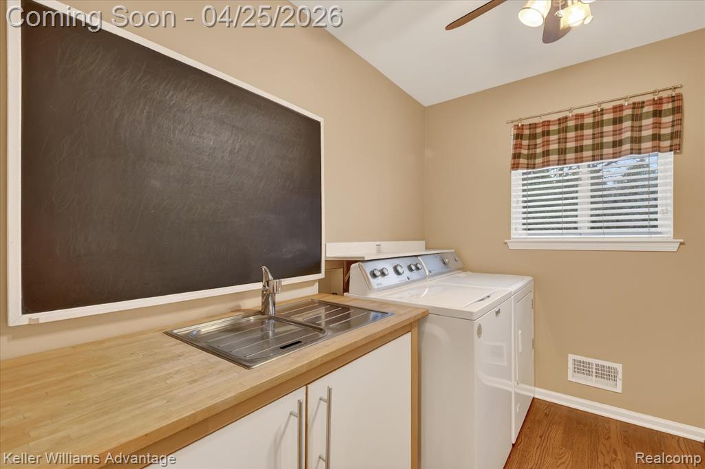 721 Remington Court, Commerce Twp, MI 48382 — Photo 24