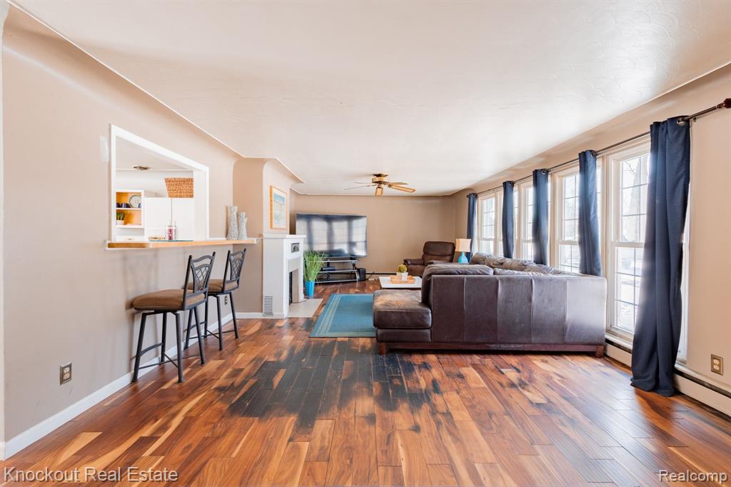 13475 DIXIE Highway, Birch Run, MI 48415 — Photo 6