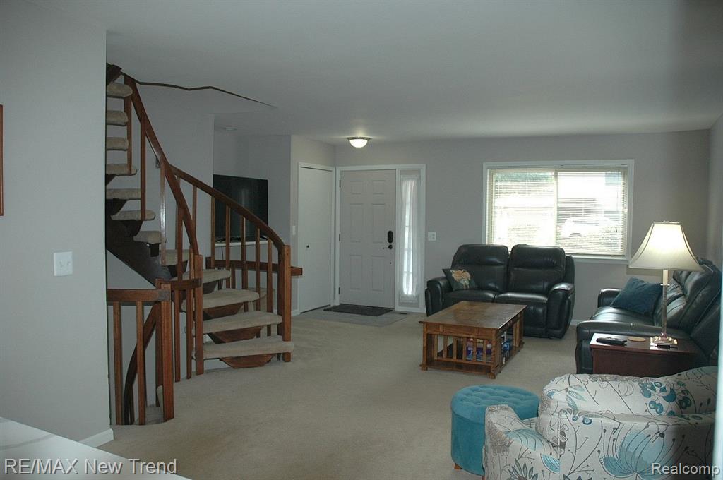 9528 FENHILL Drive, Grand Blanc, MI 48439 — Photo 20