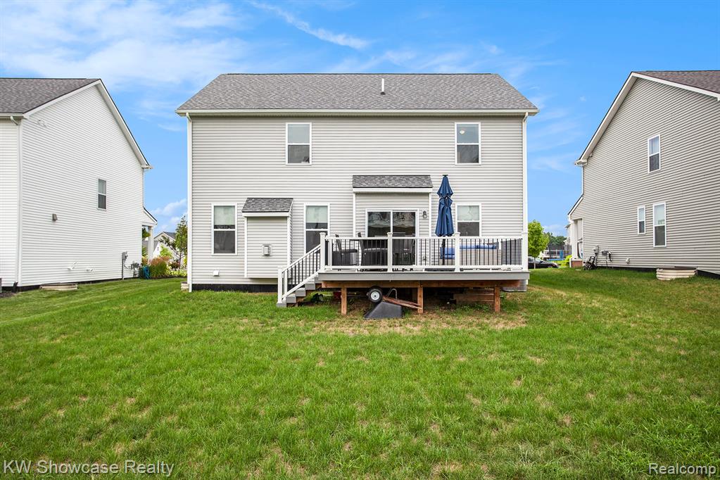 8341 Sharon Drive, White Lake, MI — Photo 25