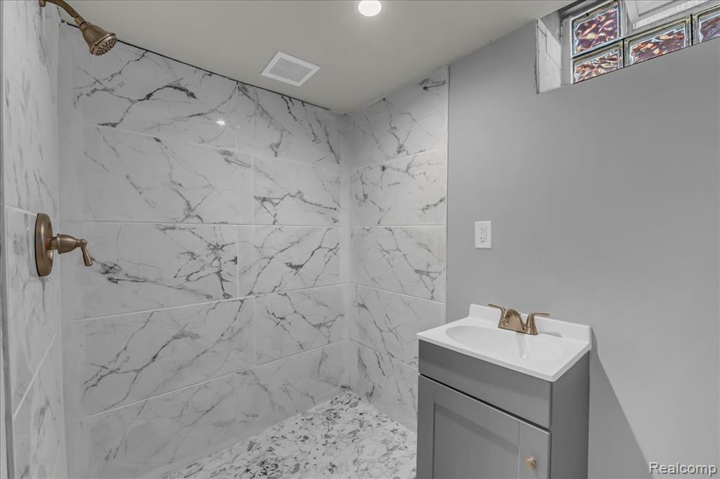 4881 Yorkshire Road, Detroit, MI 48224 — Photo 25