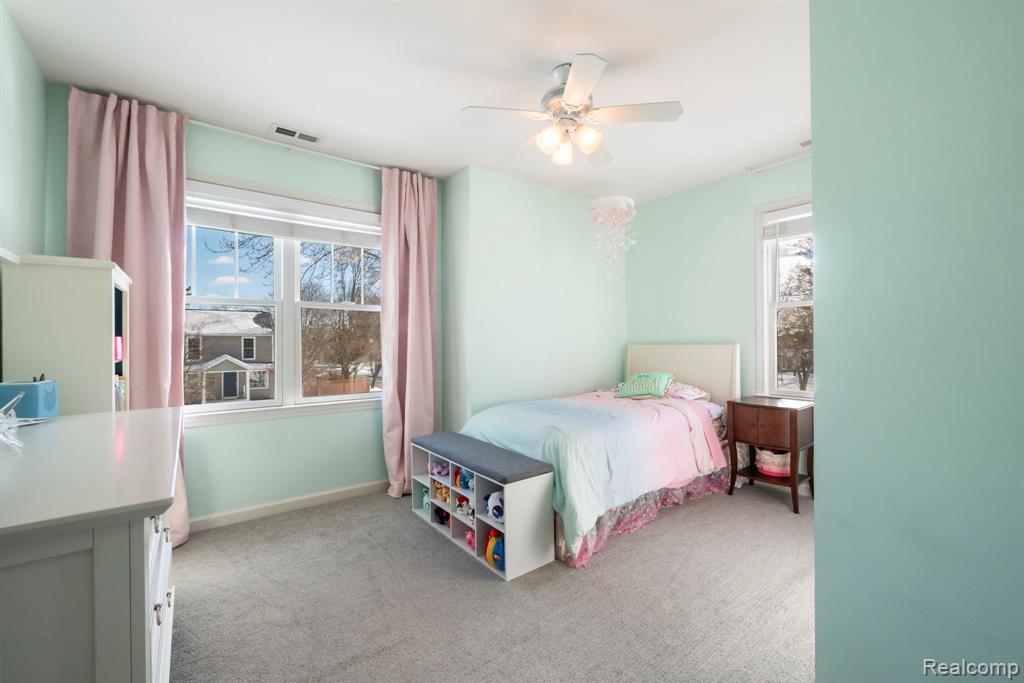 551 Auburn, Plymouth, MI 48170 — Photo 37