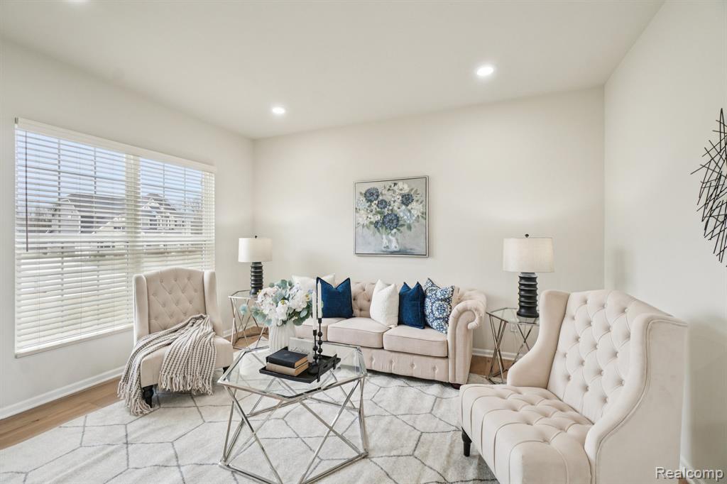 22820 Martin Road, South Lyon, MI 48178 — Photo 15