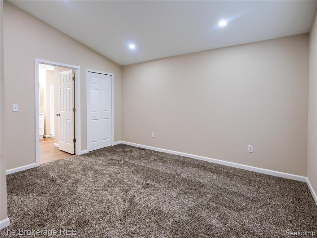 658 Beach Street, Mount Morris, MI 48458 — Photo 17