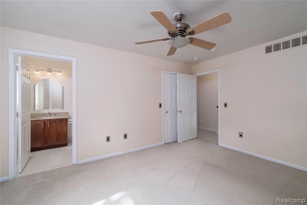 550 Concord Drive, 75, Canton, MI 48188 — Photo 15