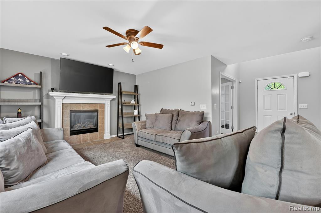 6119 Treetops Drive, Romulus, MI 48174 — Photo 12