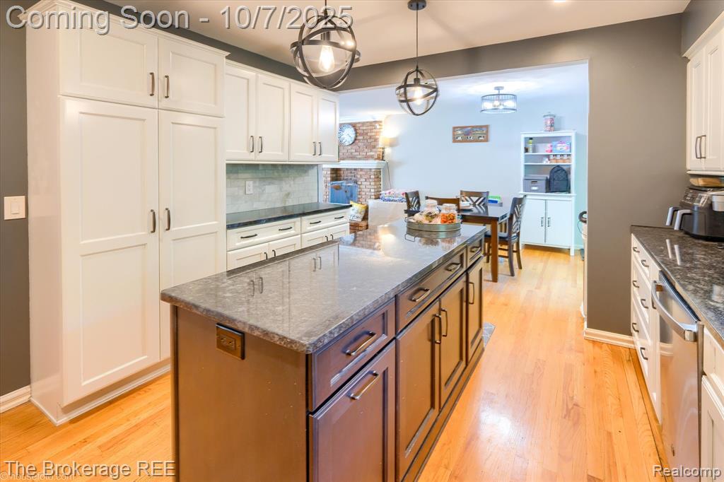 4950 Iroquois Boulevard, Clarkston, MI 48348 — Photo 18