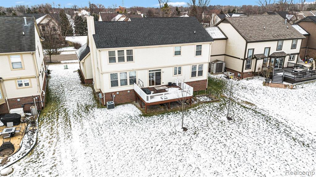829 Grandview Drive, Commerce Twp, MI 48390 — Photo 27