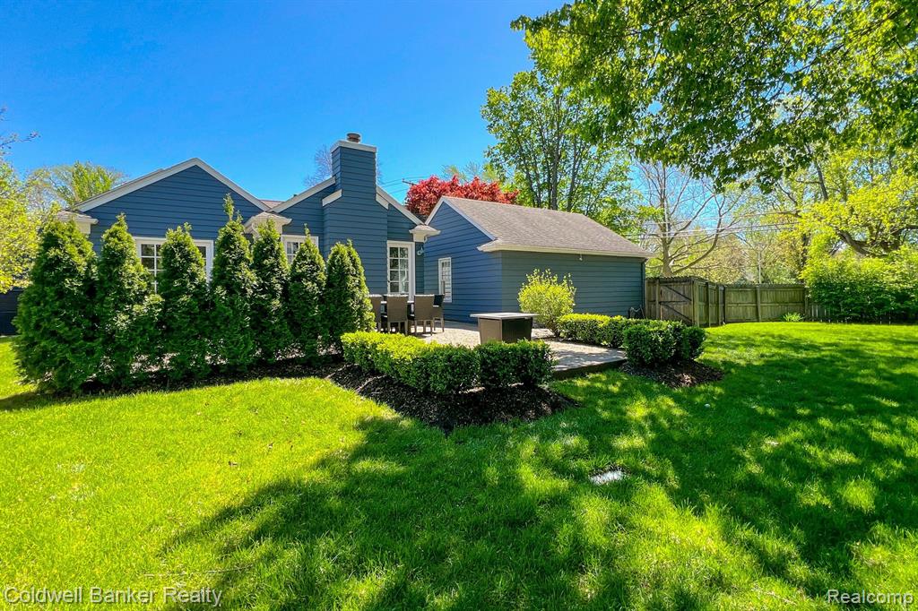 596 S GLENHURST Drive, Birmingham, MI 48009 — Photo 29