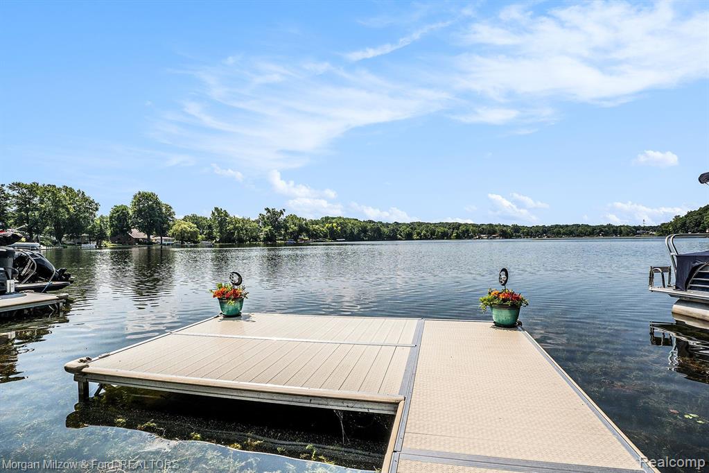 8763 Lakeview Boulevard, Clarkston, MI 48348 — Photo 17