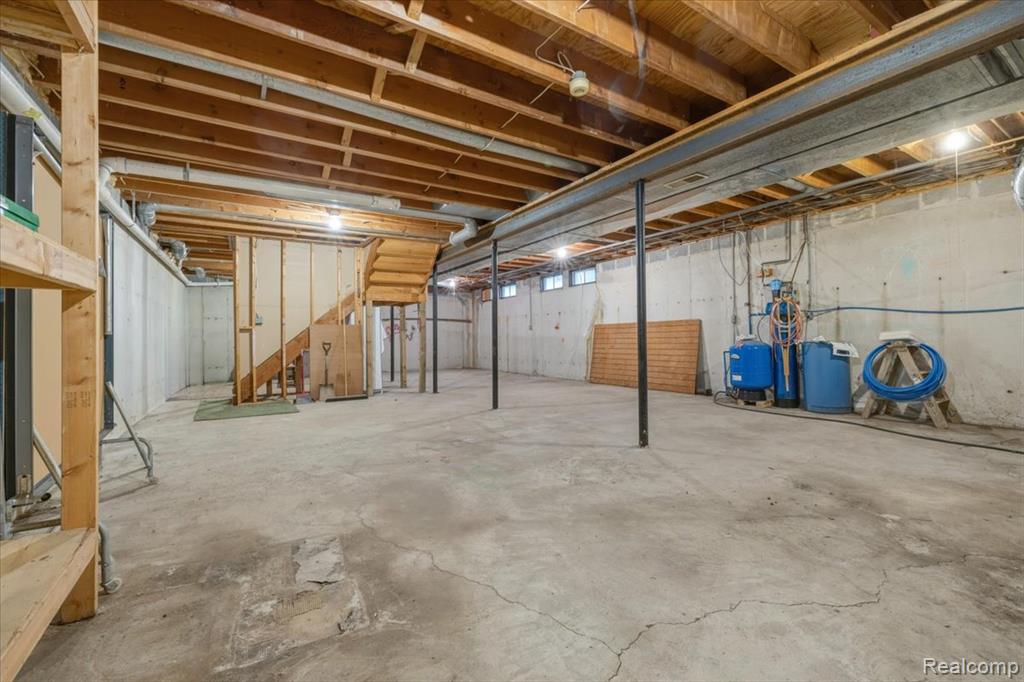 12386 Will Mill Drive, Milford, MI 48380 — Photo 19