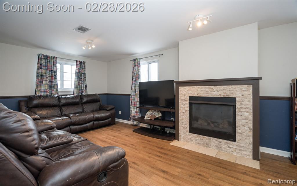 5737 Shetland Way, Waterford, MI 48327 — Photo 5