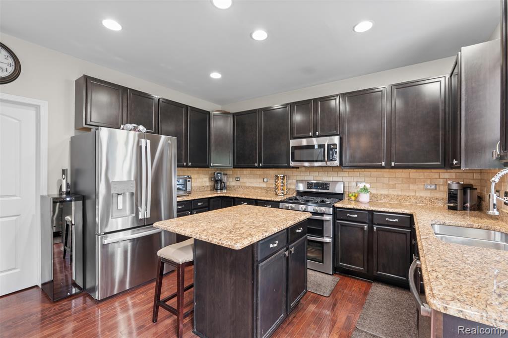 2336 Brigantine, Commerce Twp, MI 48382 — Photo 15