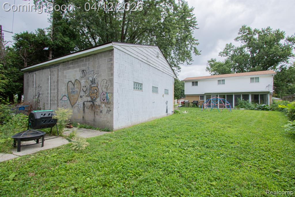 35501 Griswald Street, Clinton Twp, MI 48035 — Photo 24