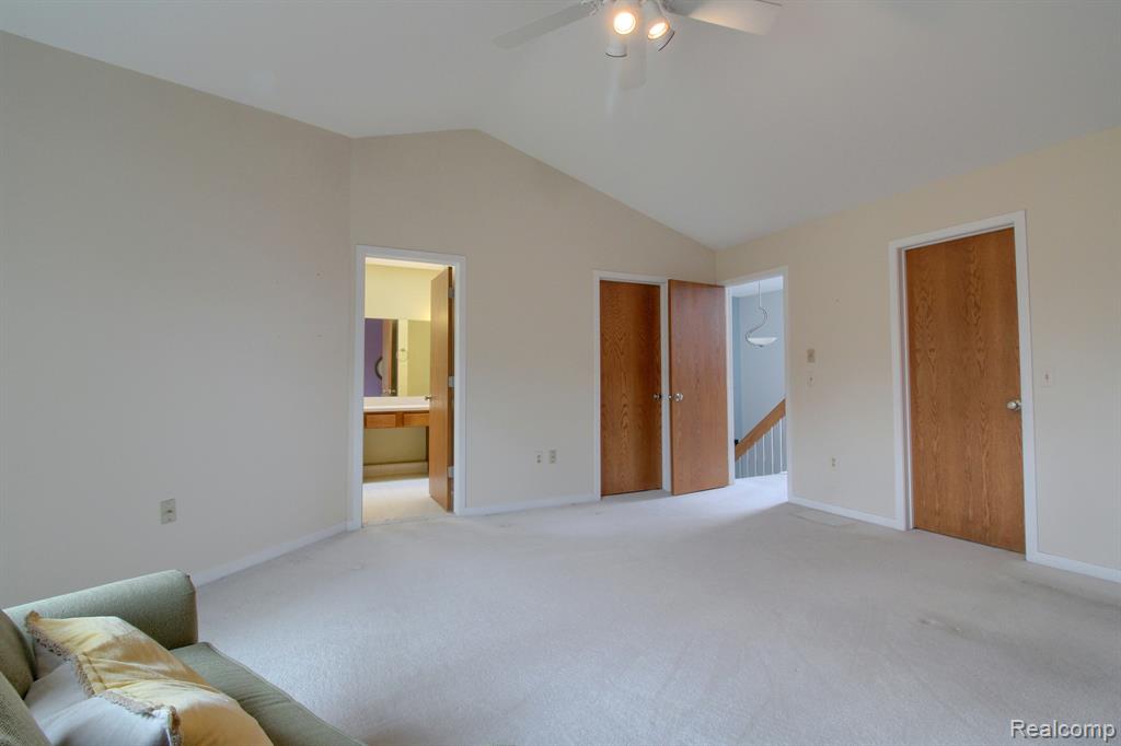 9362 EASTWIND Drive, Livonia, MI 48150 — Photo 19