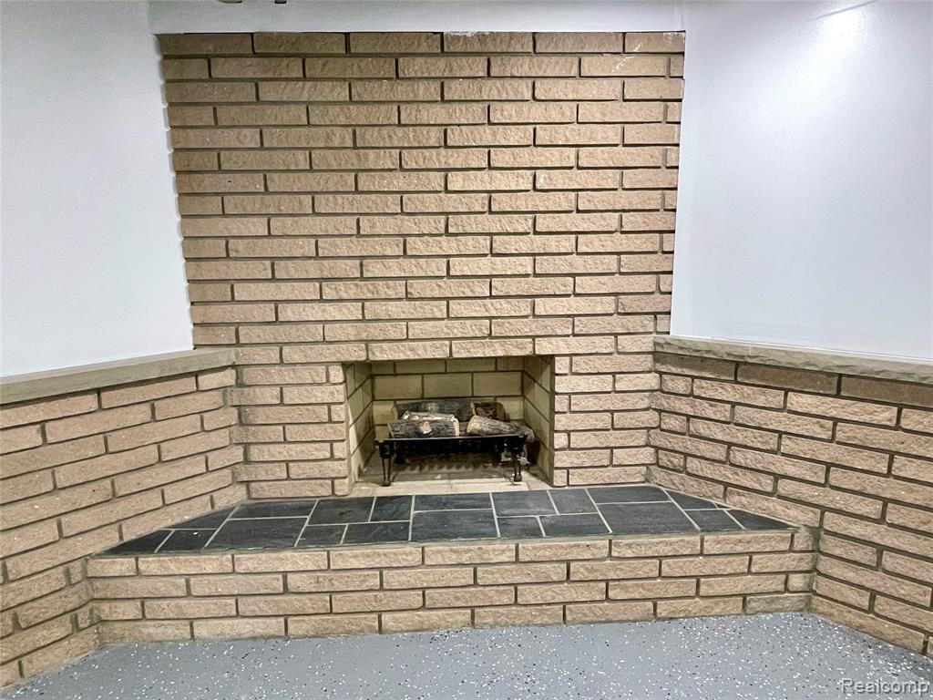 9731 Colwell Avenue, Allen Park, MI 48101 — Photo 27