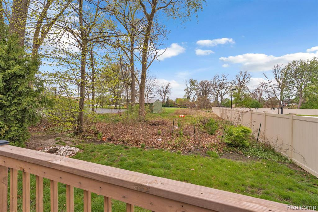 852 N Beech Daly Road, Dearborn Heights, MI 48127 — Photo 35