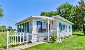 17011 LINCOLN Road, New Lothrop, MI 48460 — Photo 2