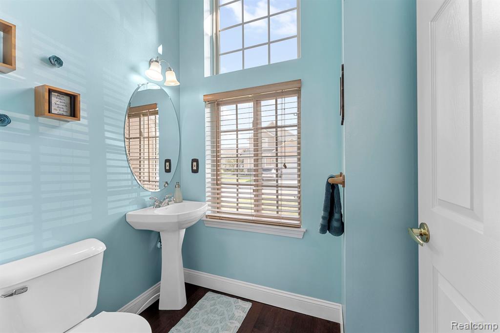 23804 McCORT Drive, Unit 6, Flat Rock, MI 48134 — Photo 11