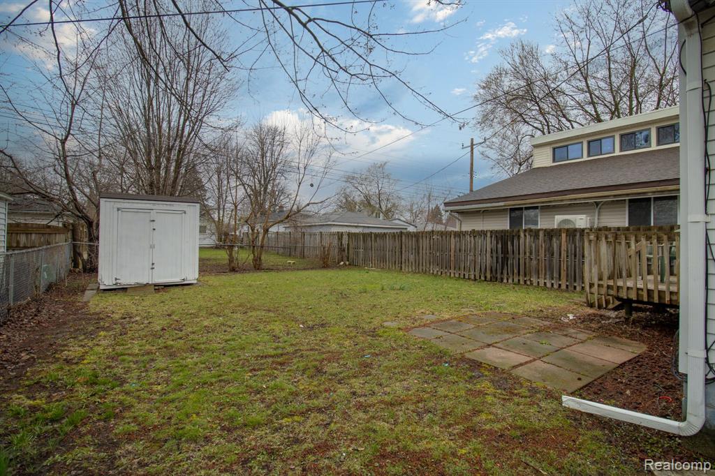 4016 JACKSON Street, Dearborn Heights, MI 48125 — Photo 22