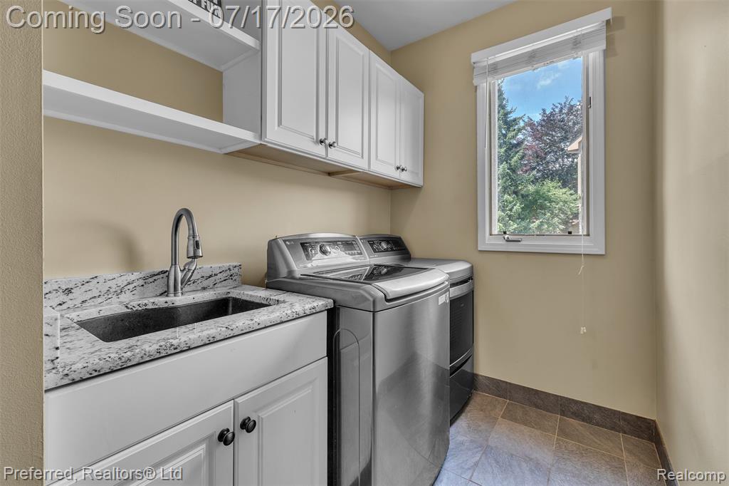 46564 Southview Lane, Plymouth, MI 48170 — Photo 21