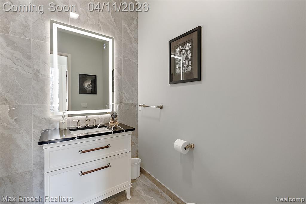 850 Lake Angelus Shores, Lake Angelus, MI 48326 — Photo 10
