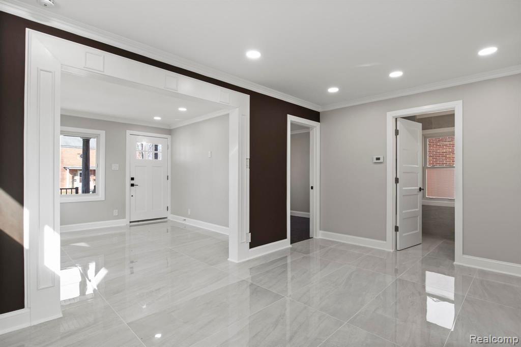 7832 CHASE RD, Dearborn, MI 48126 — Photo 11