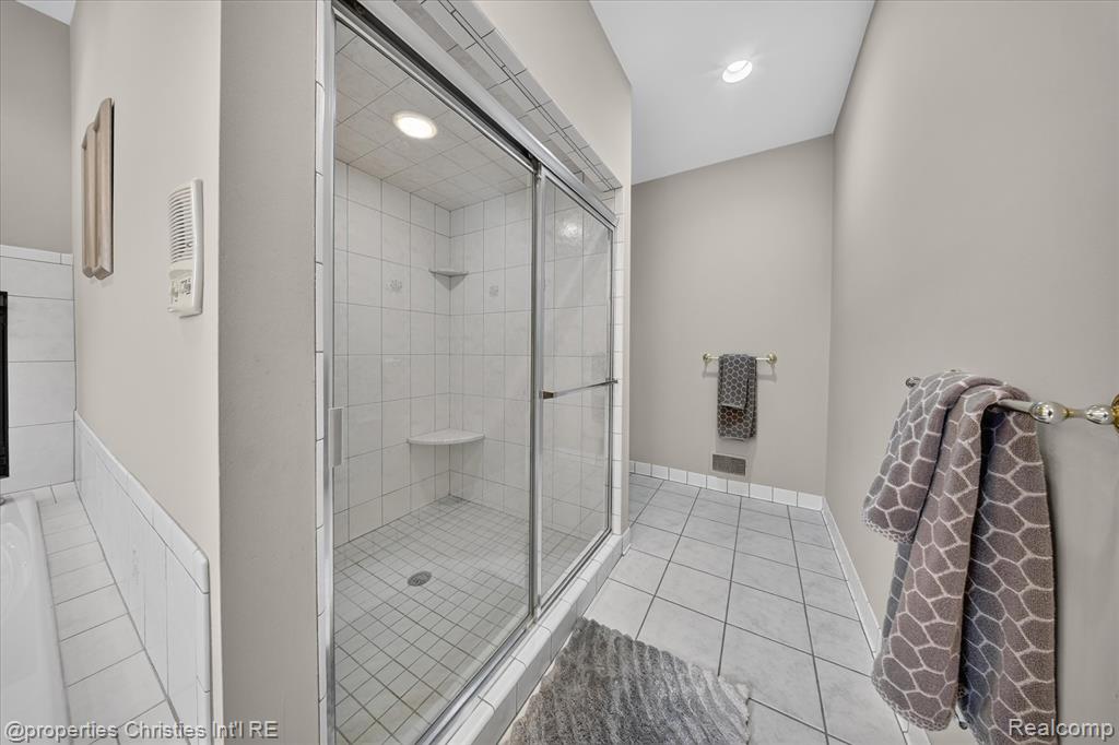 11808 Landers Drive, Plymouth, MI 48170 — Photo 32